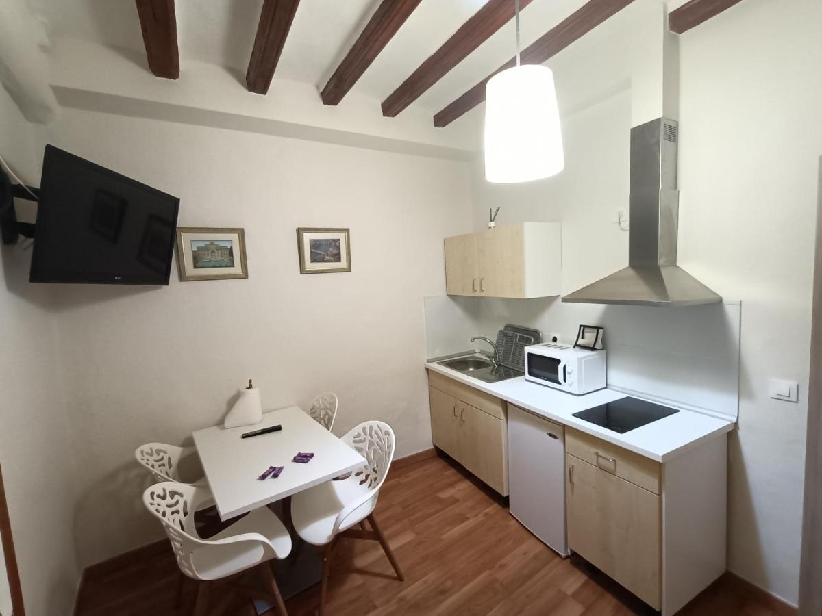 Rey Mundo Hotel Munebrega Bagian luar foto