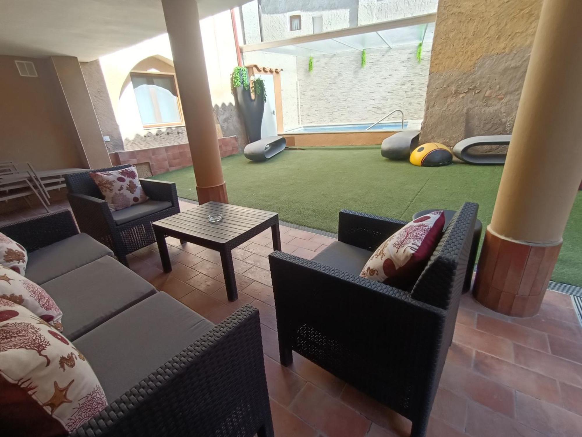 Rey Mundo Hotel Munebrega Bagian luar foto