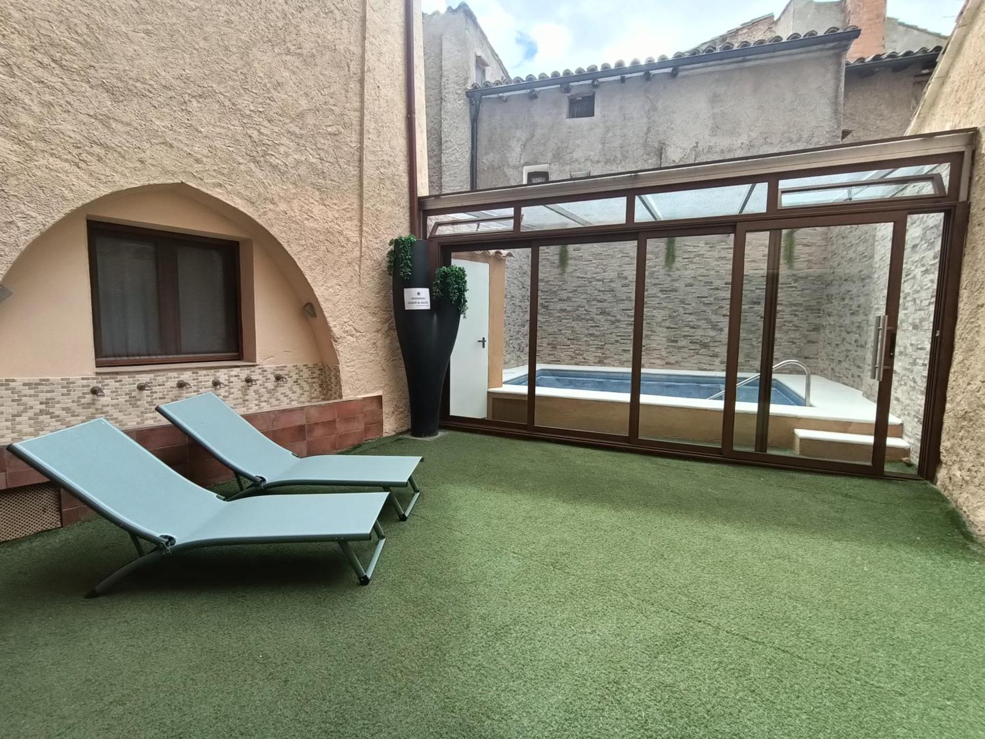 Rey Mundo Hotel Munebrega Bagian luar foto